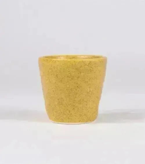 Esmalte amarillo con efecto oscuro para baja temperatura - Hilario Studio Pottery