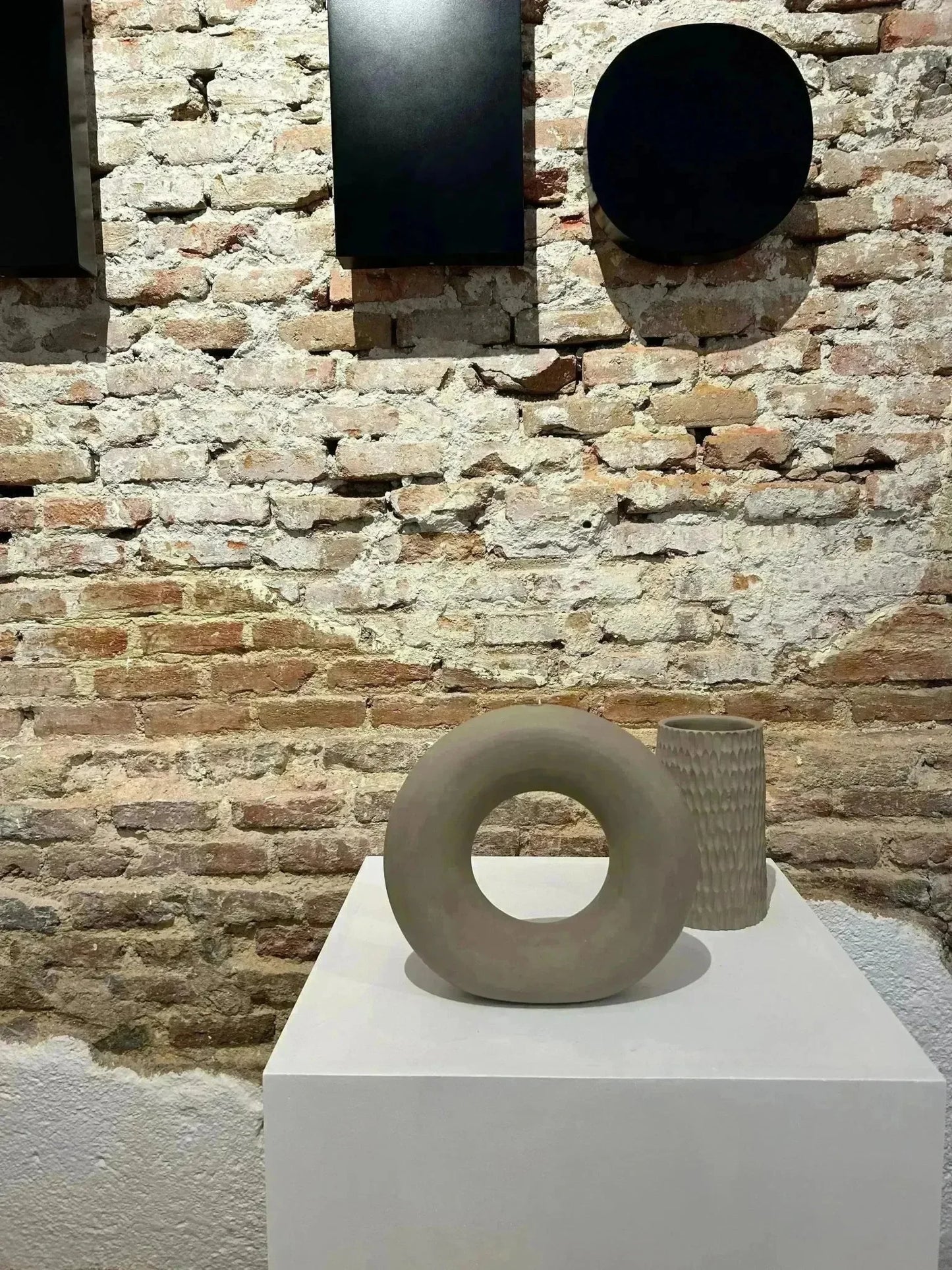 Pinta y Diseña sobre cerámica. - Hilario Studio Pottery