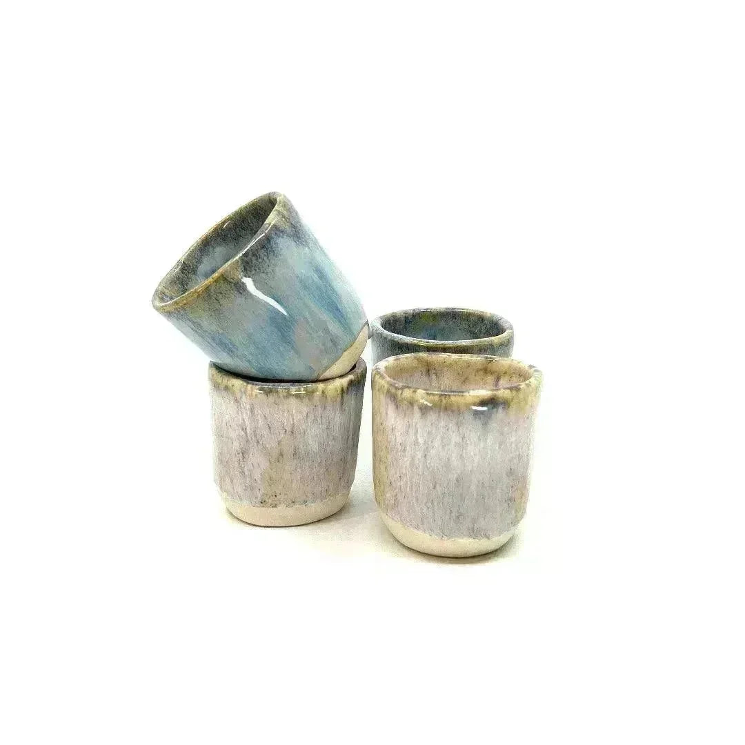 Vasos en gres con esmalte lava. - Hilario Studio Pottery